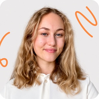 Полина